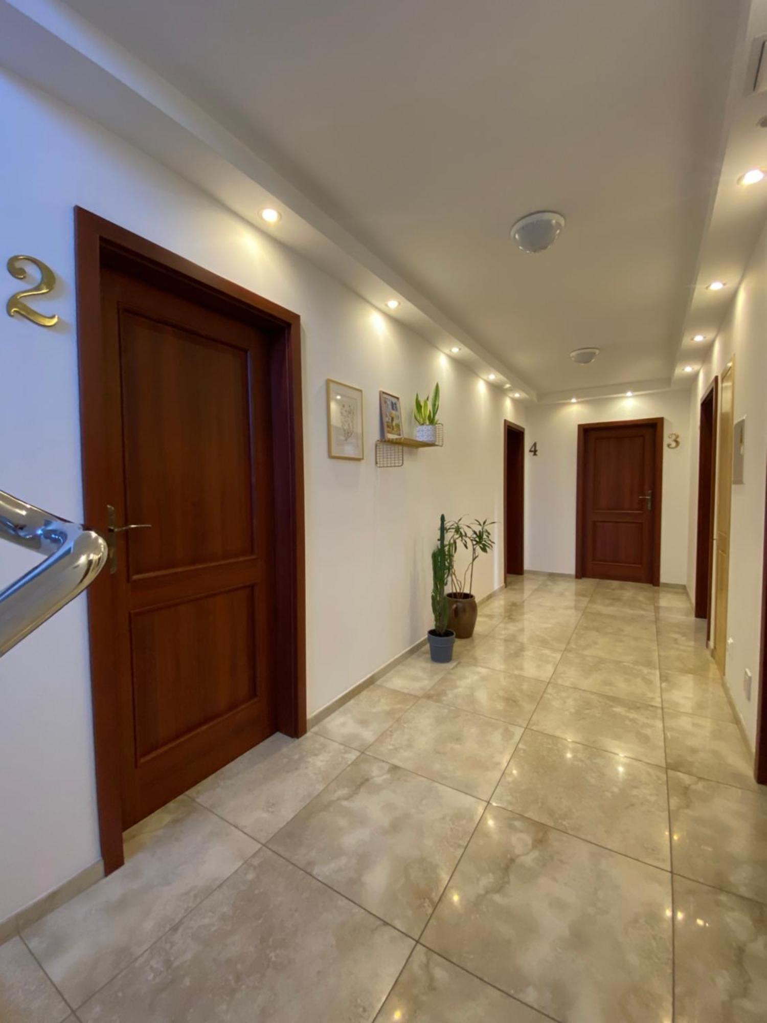 Villa Mb เอากุสตูฟ ภายนอก รูปภาพ
